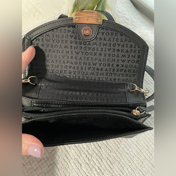 Kate Spade New York Mulberry Street Valli Pebbled Leather Crossbody Clutch - Picture 4 of 5